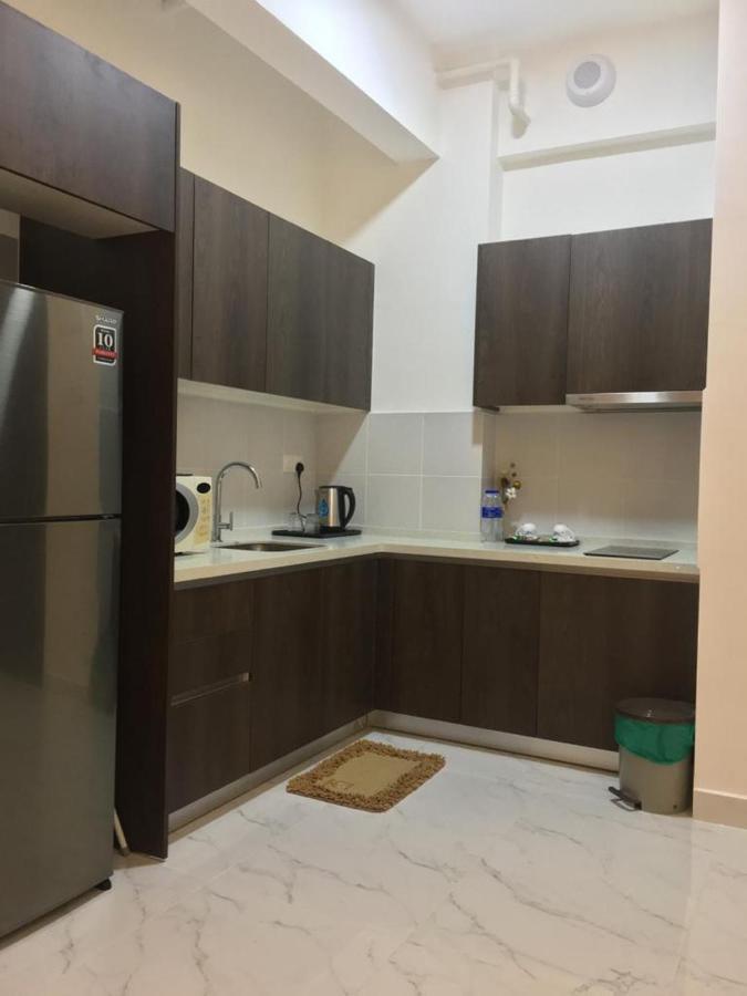 Panglima Troika Residensi Apartamento Kota Bharu Exterior foto