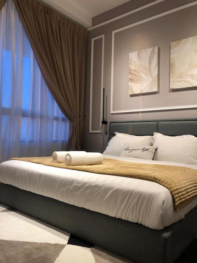 Panglima Troika Residensi Apartamento Kota Bharu Exterior foto